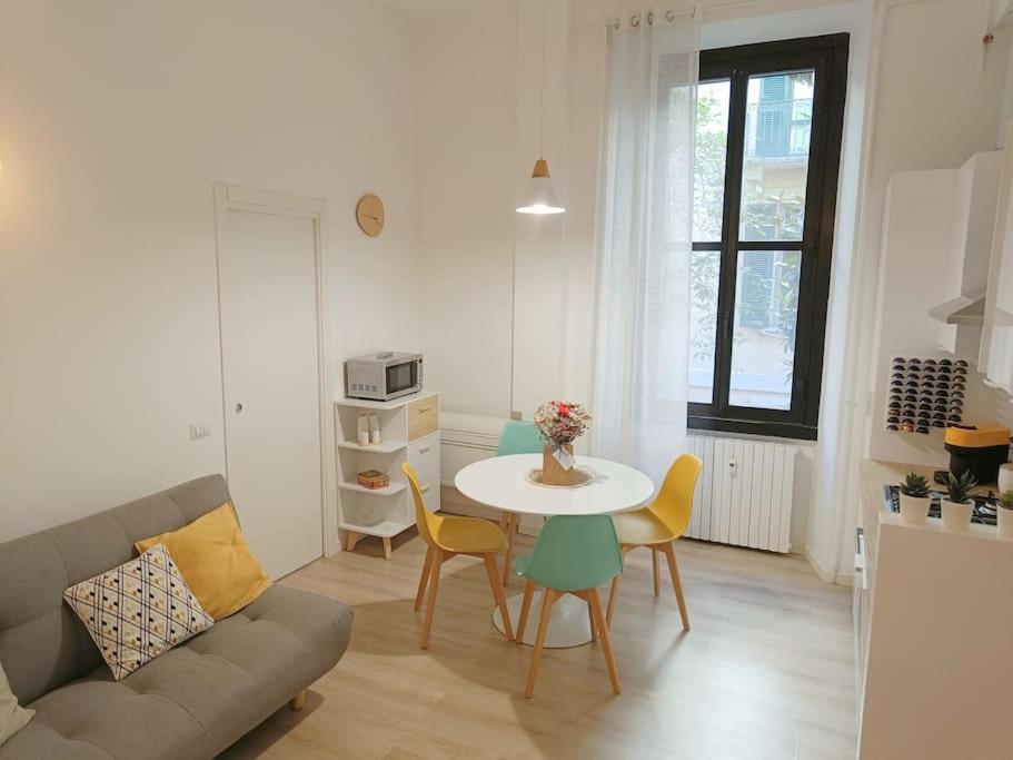 Da Rosa E Pier - Charming Central Apartment Milan Bagian luar foto